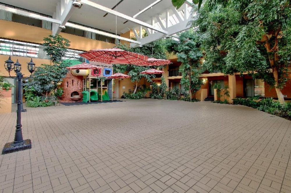 Alta Hotel Main image